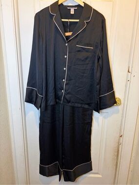 Vintage Victoria's Secret Black Satin Pajama Set with White Piping